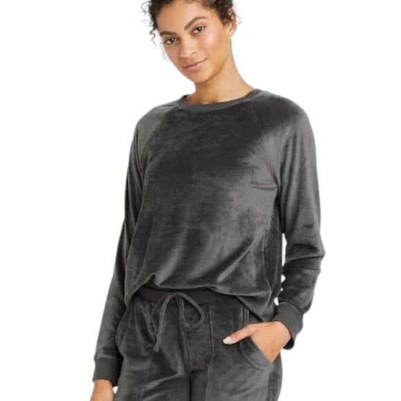 Large - STARS ABOVE - Velour Sweatshirt Top Gray NEW 24p 26-27L 95poly/5span - Picture 1 of 4